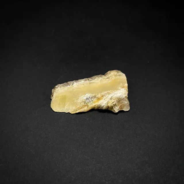 Hokkaidoite slice 2C09 in daylight (8/9) — 4.7 × 2.8 × 0.7 cm, Hokkaido, Japan · Kitsune Mineral
